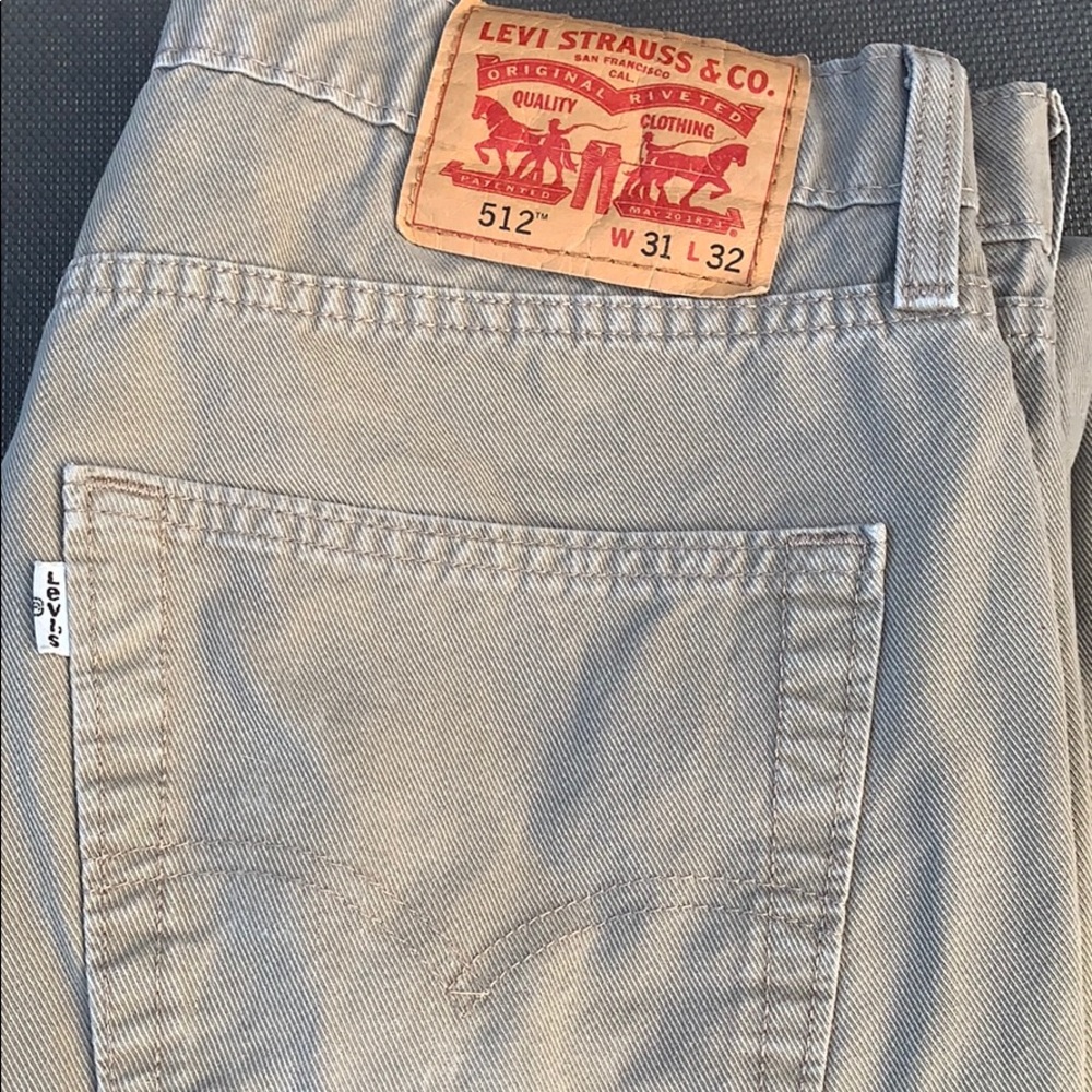 Men’s Levi jeans